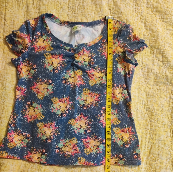 Made in Canada 🇨🇦 Flora Top by Mandala Design - Picture 7 of 7